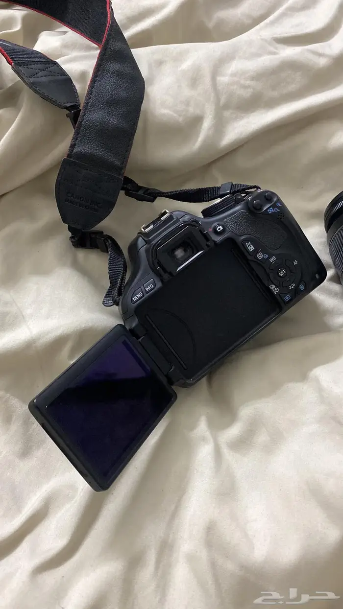 للبيع كاميرا Canon بحالة ممتازة 1