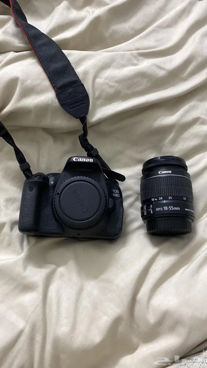 للبيع كاميرا Canon بحالة ممتازة 0