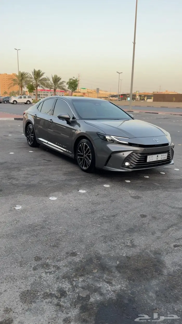 كامري لومير 2025 3