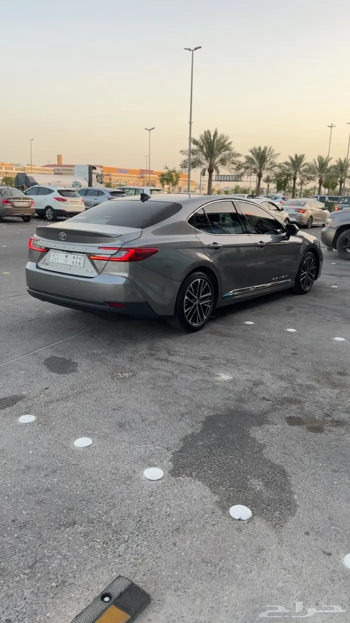 كامري لومير 2025 2