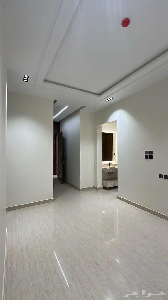 عماره شقق للبيع بحي طويق 9