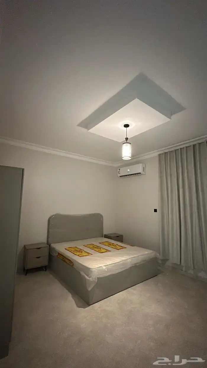 شقة (غرفه و صاله ) مؤثثه فاخره و جديده اول ساكن حي الحمراء 4