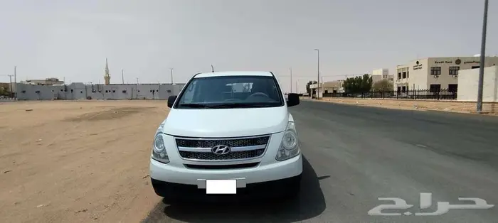 للبيع هونداي H1 موديل 2012 5