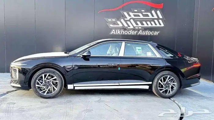 ازيرا كلاسيك2026لون اسود لامع ملك الالوان اقل سعر بالمملكة 3