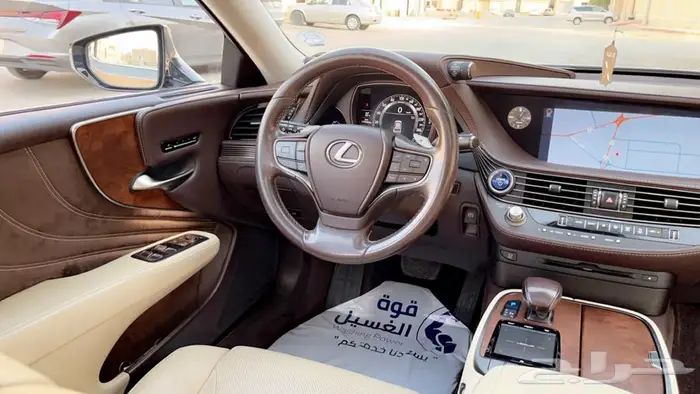 لكزس LS500h فل كامل 2018 نظيفة جدا 18