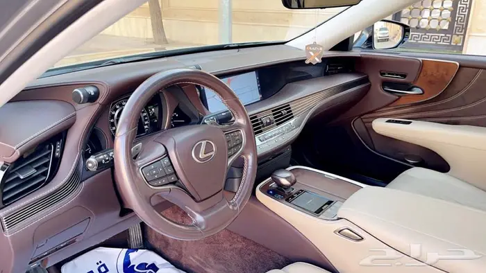 لكزس LS500h فل كامل 2018 نظيفة جدا 14