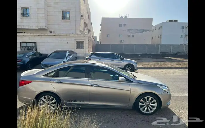 هيونداي 9