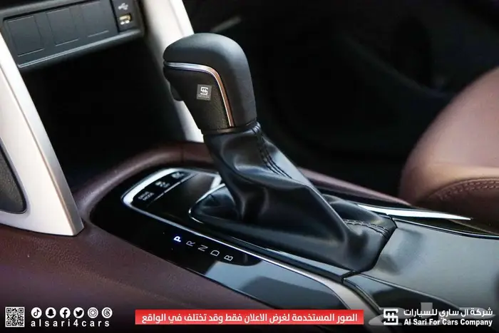تويوتا كورولا كروس ليمتيد 2024 12