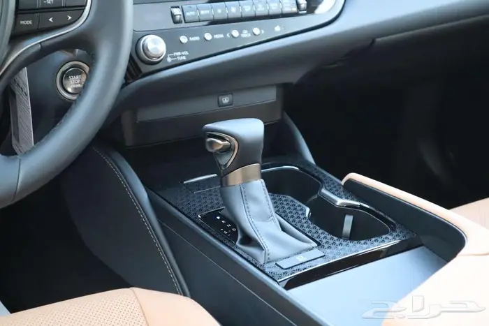 لكزس ES350 CA خليجي 2025 11
