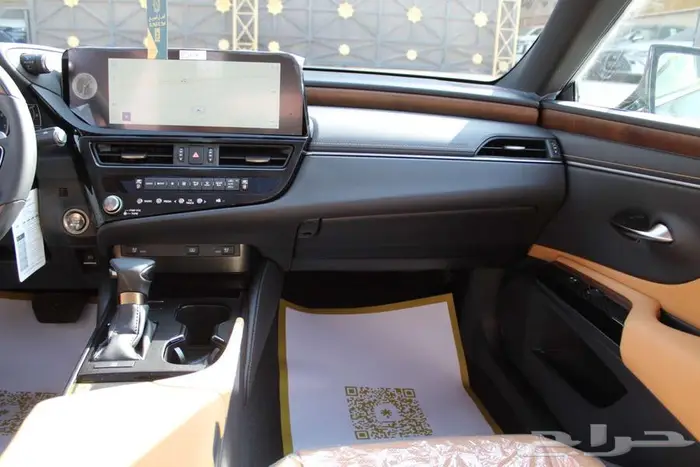 لكزس - ES350 - CC - نص فل - خليجي - 2025- فتحه سقف 12