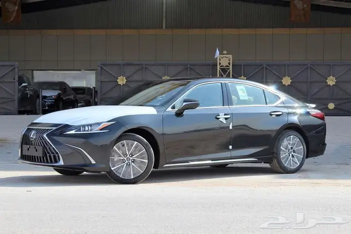 لكزس - ES350 - CC - نص فل - خليجي - 2025- فتحه سقف 1