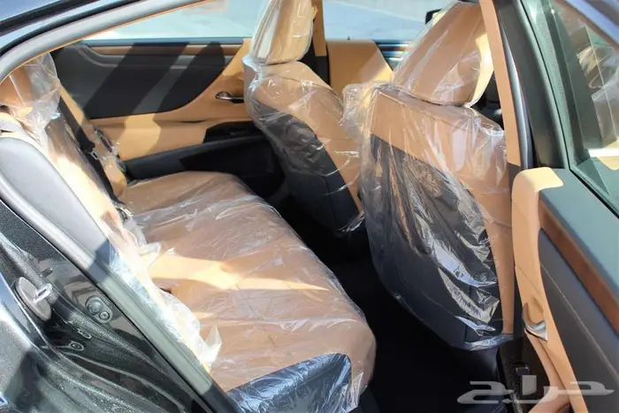 لكزس - ES350 - CC - نص فل - خليجي - 2025- فتحه سقف 3