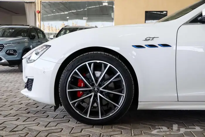 مازيراتي GT HYBRID 2022 1