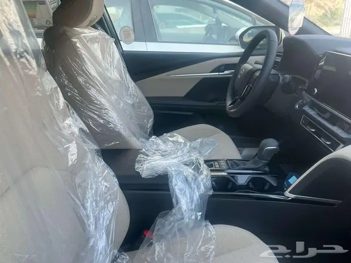 تويوتا كامري LE هايبرد 2025 كاش و تمويل بنوك 1