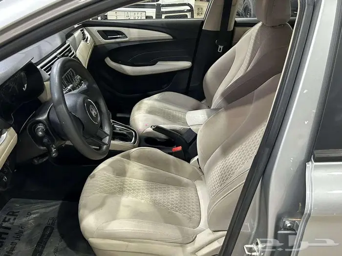 ام جى 5 2023 MG5 10