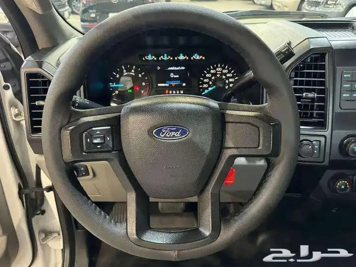 للبيع فورد F150 دبل 2019 غماره V8 سعودي 14