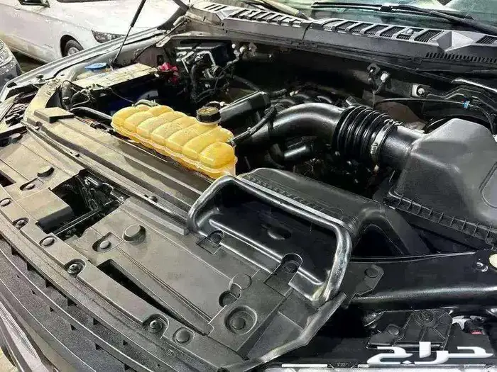 للبيع فورد F150 غمارة 2019 دبل 8 سلندر سعودي 40