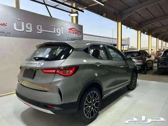 جيتور X50 بريميوم موديل 2025 كاش و تقسيط 8