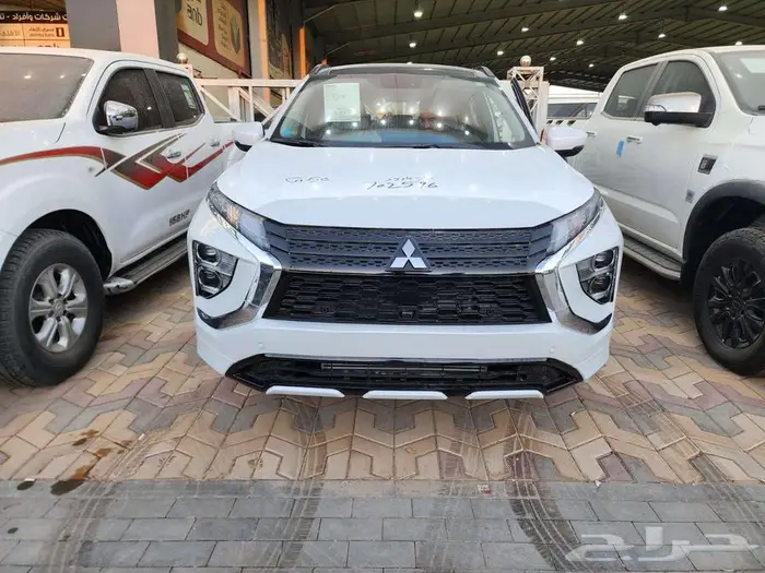 ميتسوبيشي اكليبس كروس GLS-ML موديل 2025 1