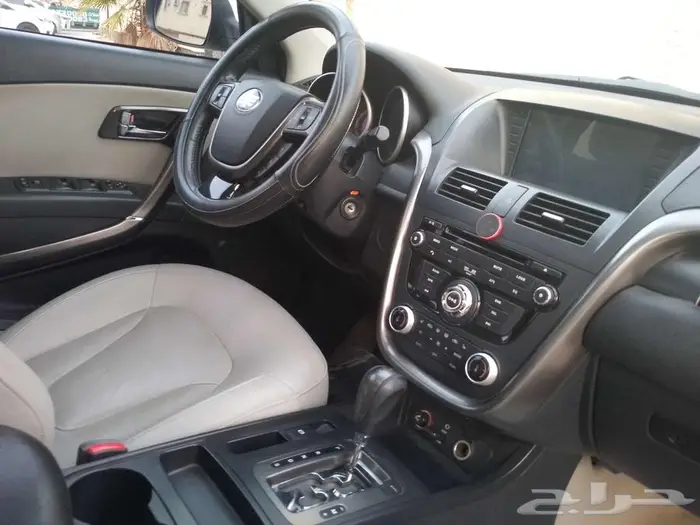 فاو SUV BESTURN X80 فل كامل 14
