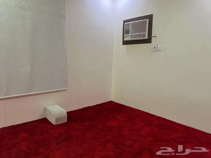 ديوانية للايجار نجران طريق الملك عبدالله   الرديف 2