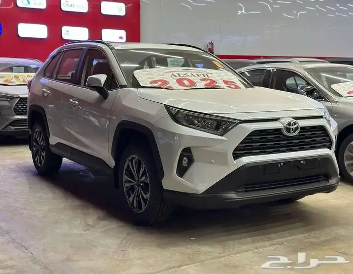 تويوتا راف فور XLE نص فل بنزين 2025 الاقل سعرآ 0
