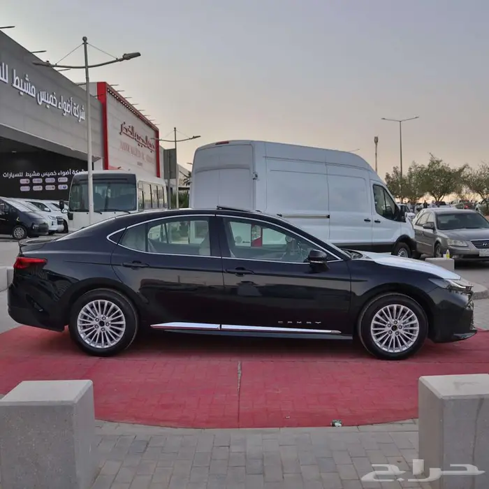 تويوتا كامرى نص فل 2025 للتقسيط 7