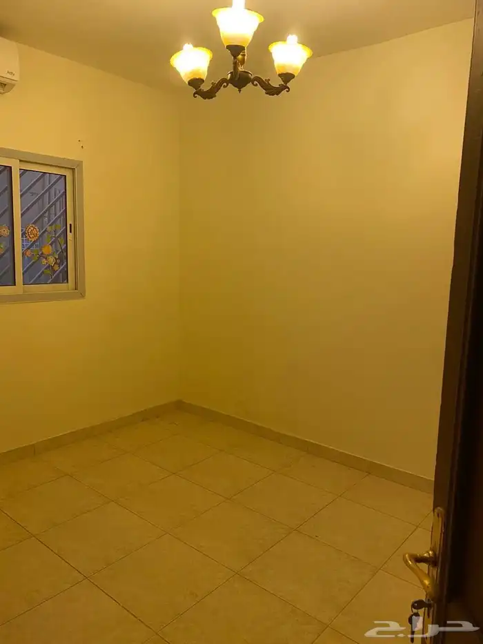 للبيع فيلا بالعليا 5