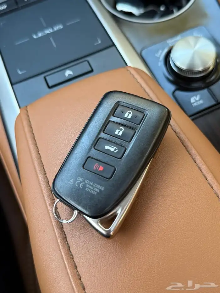 لكزس RX 450h موديل 2021 30