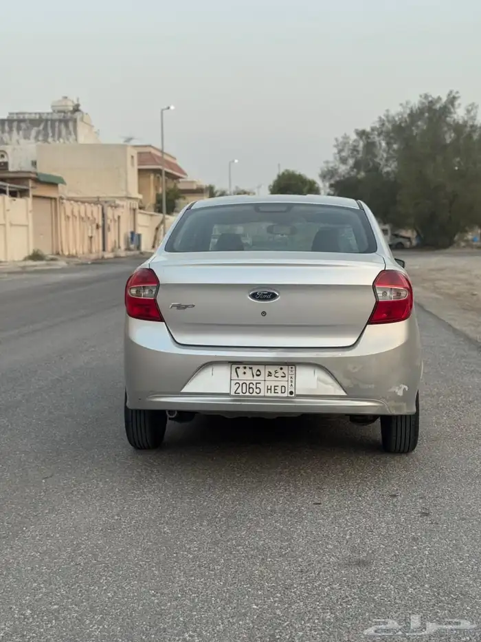 فورد فيجو 5
