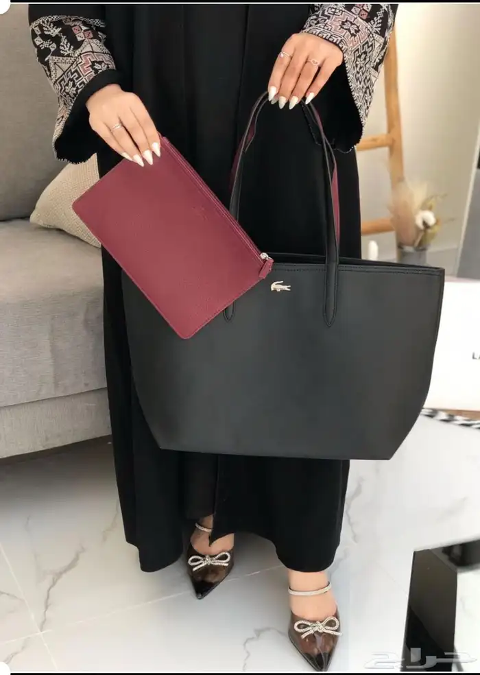 شنط ماركات طبق الأصل 199  فقط   والثانية ب180 50