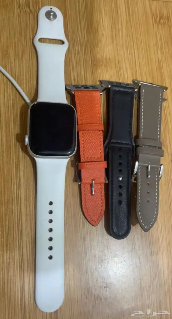 للبيع المستعجل ساعه ابل se 44mm cellular and gps 0