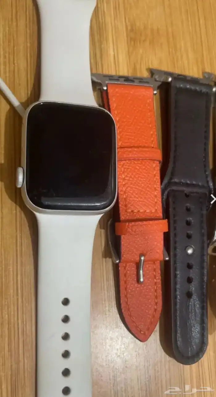للبيع المستعجل ساعه ابل se 44mm cellular and gps 6