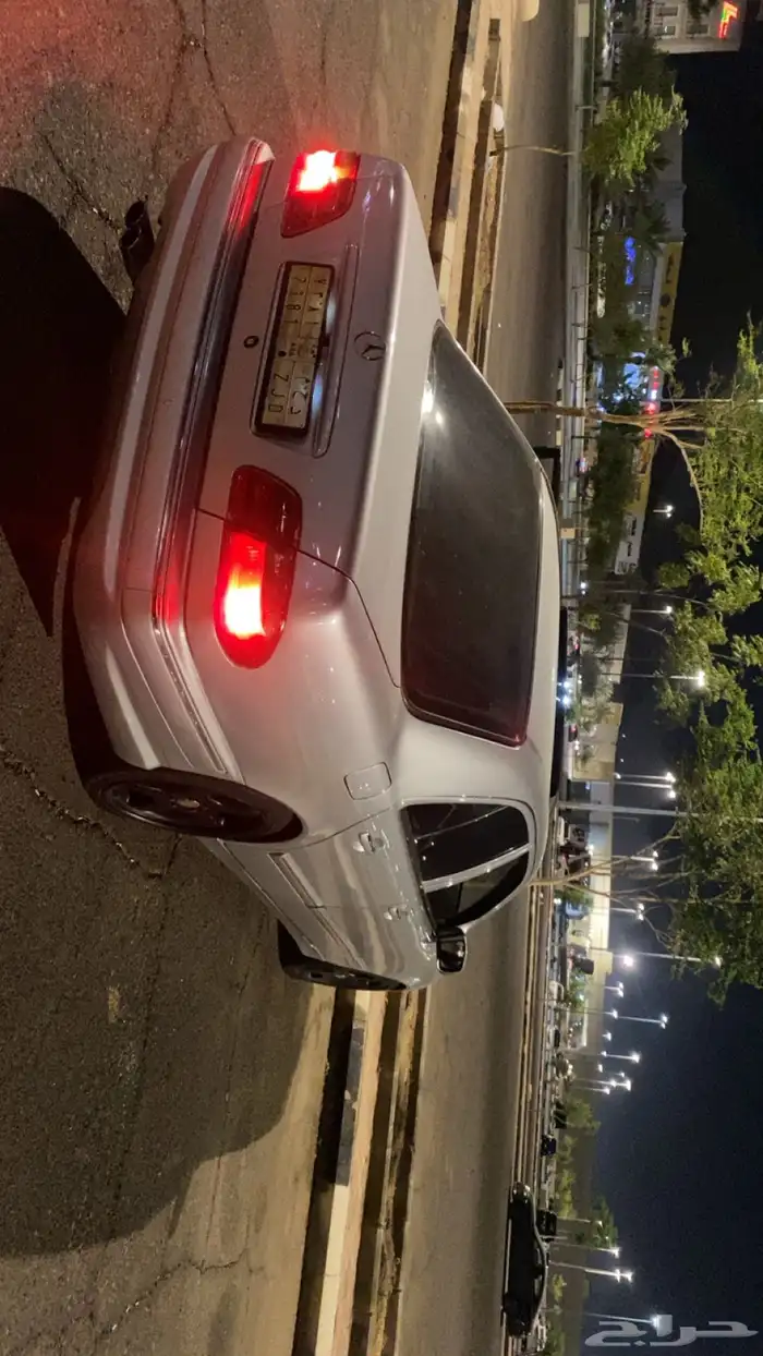 مرسيدس e430 v8 2001 4
