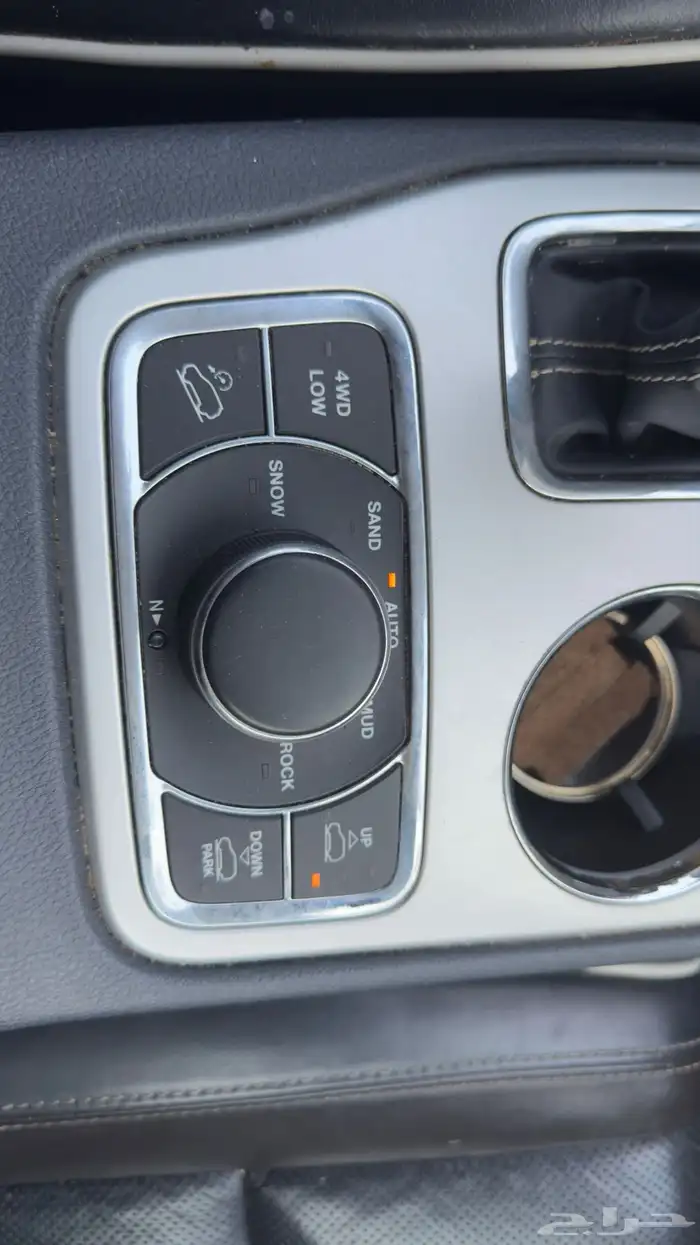 JEEP GRAND CHEROKEE OVERLAND 2016 8