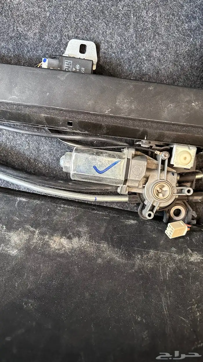 للبيع ستارة خلفية لكزس GS 1