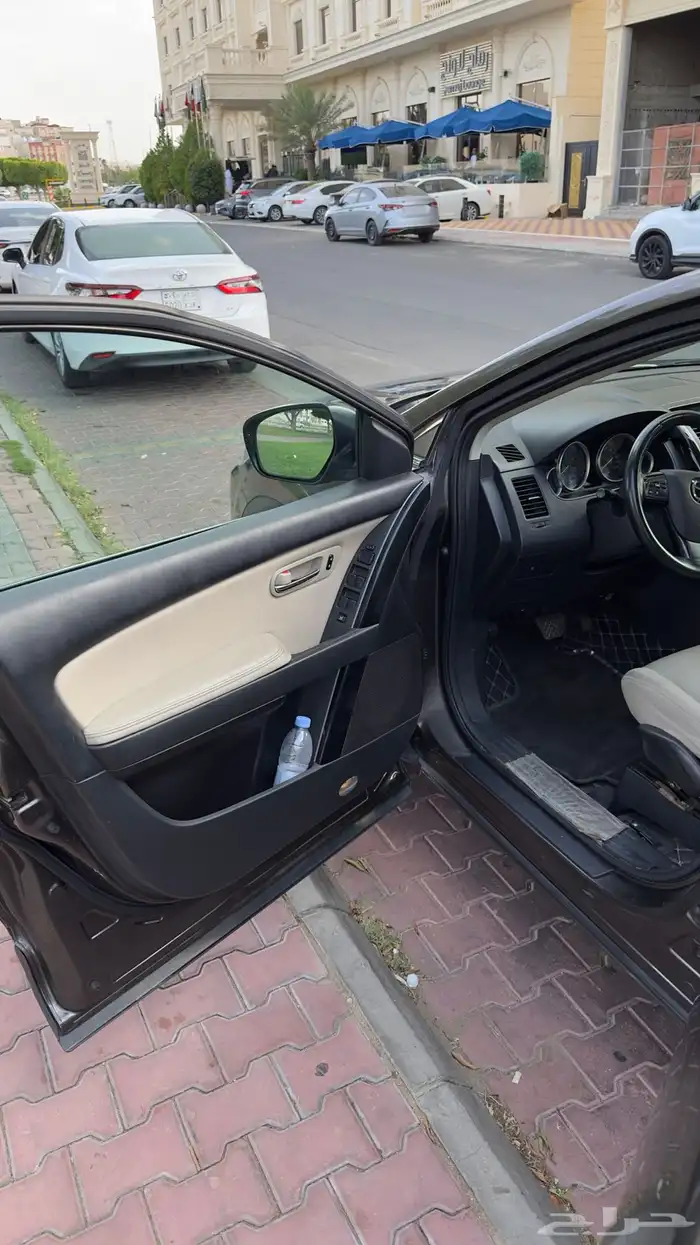 مازدا cx-9 نظيف ممشى قليل للبيع 6