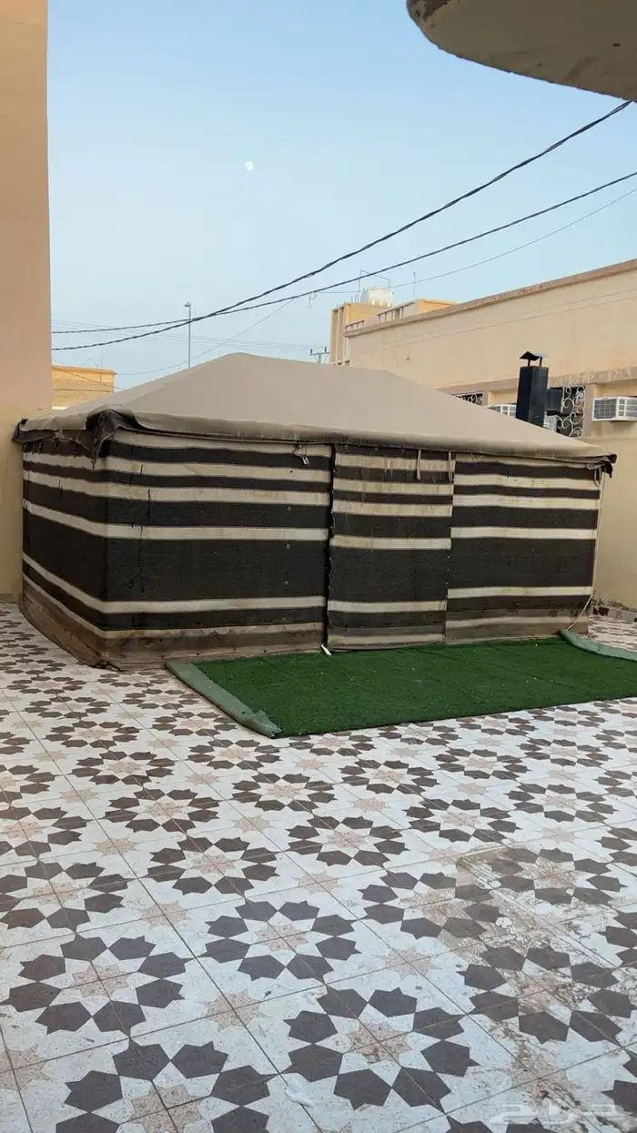 للبيع بيت شعر ب أثاثه متنقل اثاث نظيف على السوم 0