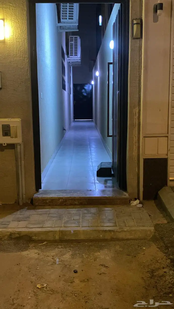 شقه للايجار 2800 حى القادسيه 9