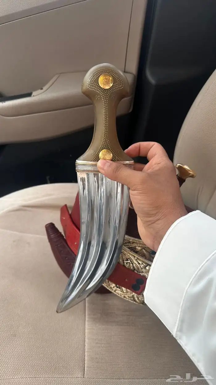 جنبية قرن جنيهات ذهب خطمة فضة 1