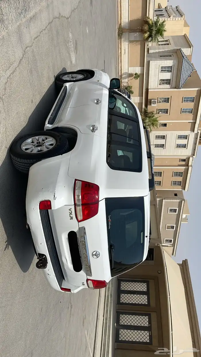 لاندكروزر vxr فل كامل 8