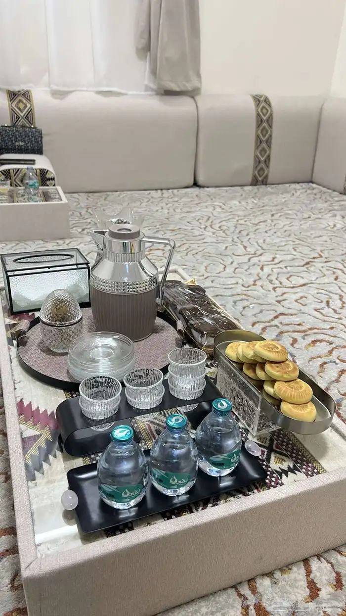 جلسه ارضيه مع ستاره وطاولات 2