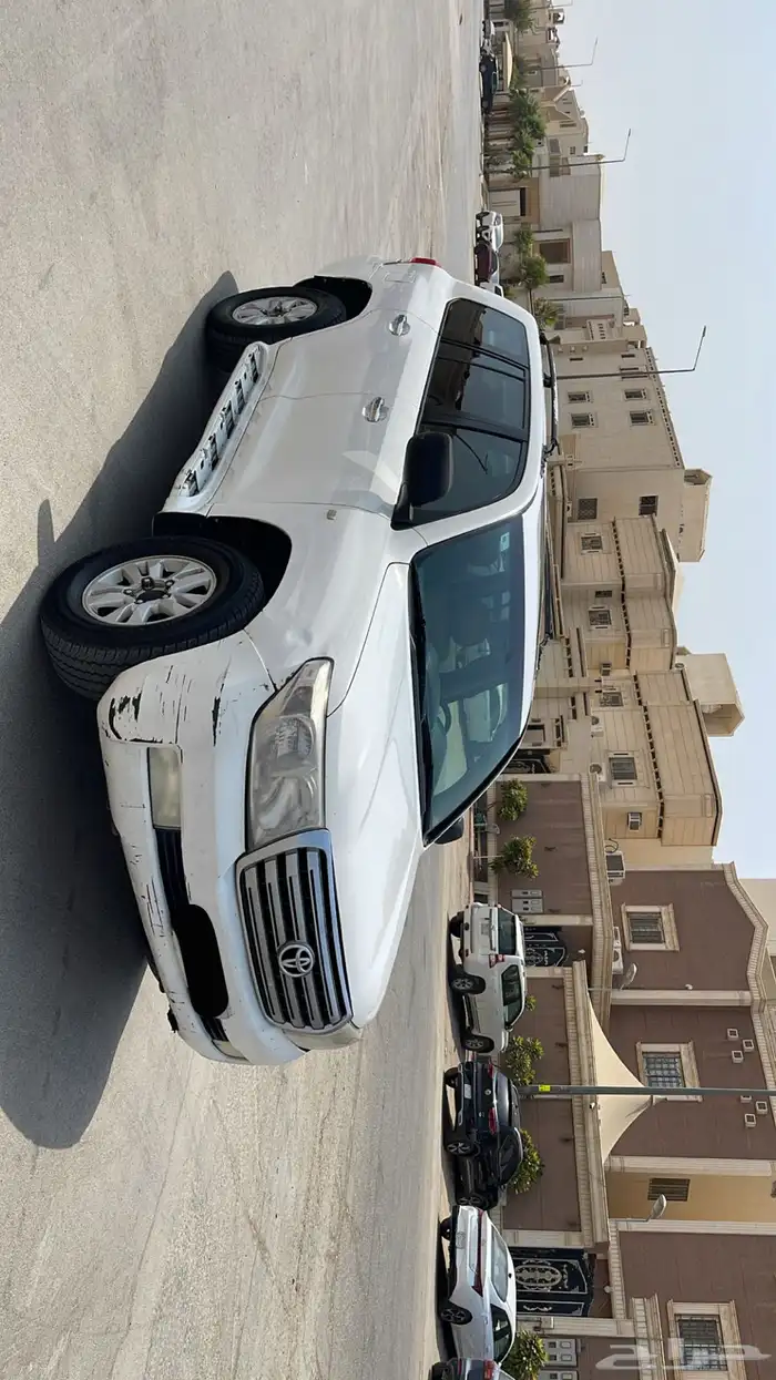 لاندكروزر vxr فل كامل 15
