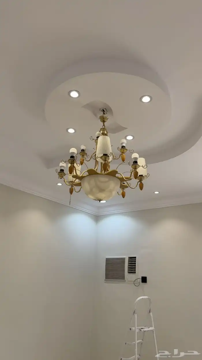 ثريات للبيع 3