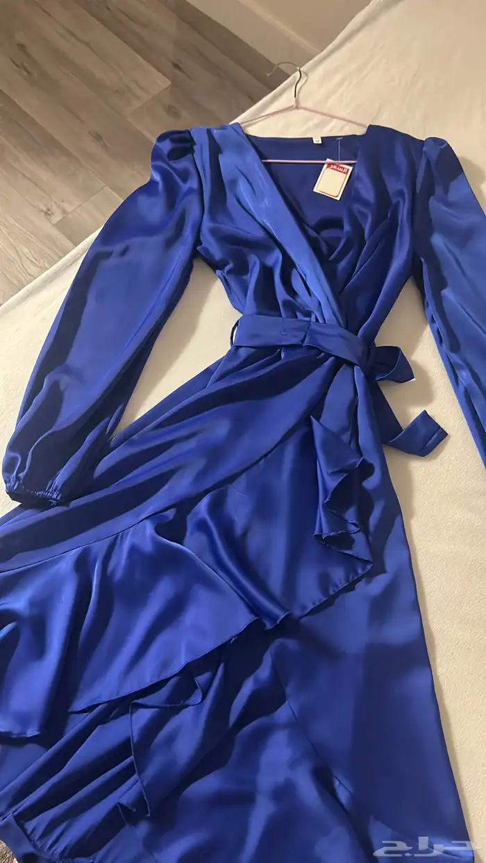 فستان جديد اللون(ازرق غاامق حرير) 1