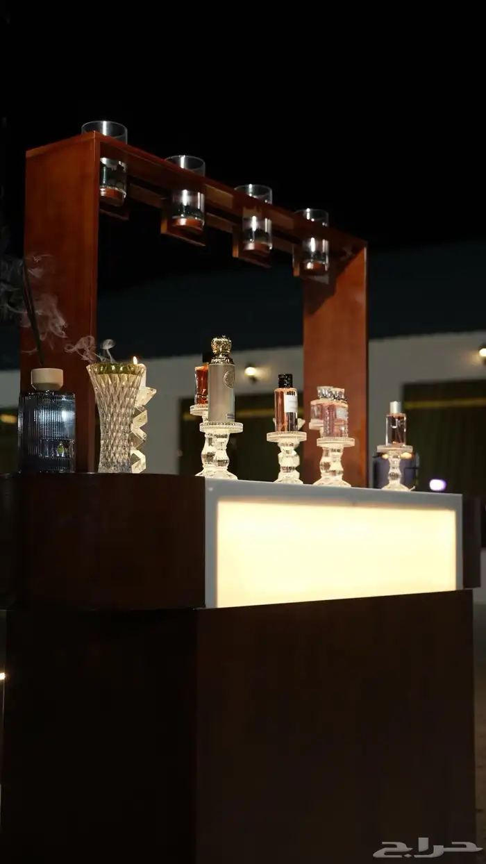 كونر للإيجار   عطور   بخور   مشرفة 1