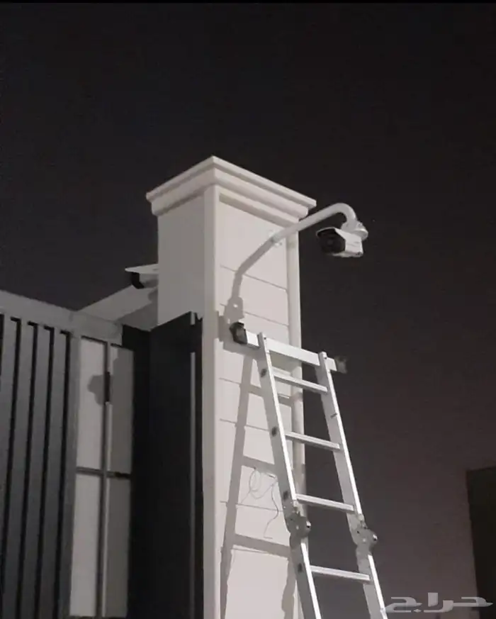 فني كاميرات تركيب وتمديد 4