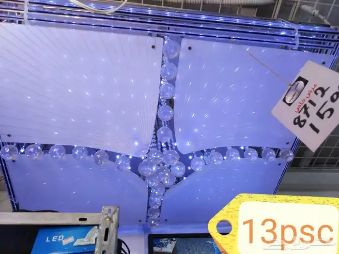 ثريات ( نجف) جديدة بكراتينها للبيع جملة 10