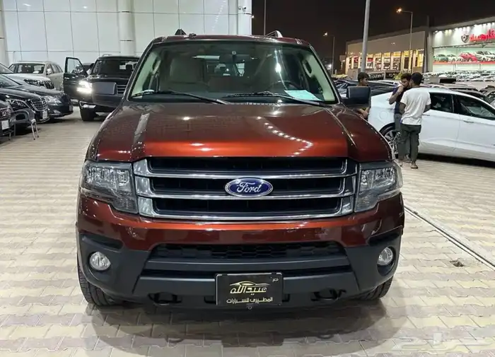 فورد اكسبديشن موديل 2016 بدون دبل نضيف 1