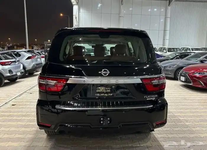 نيسان باترول بلاتينيوم موديل 2021 مكينه 400 فل كامل 19